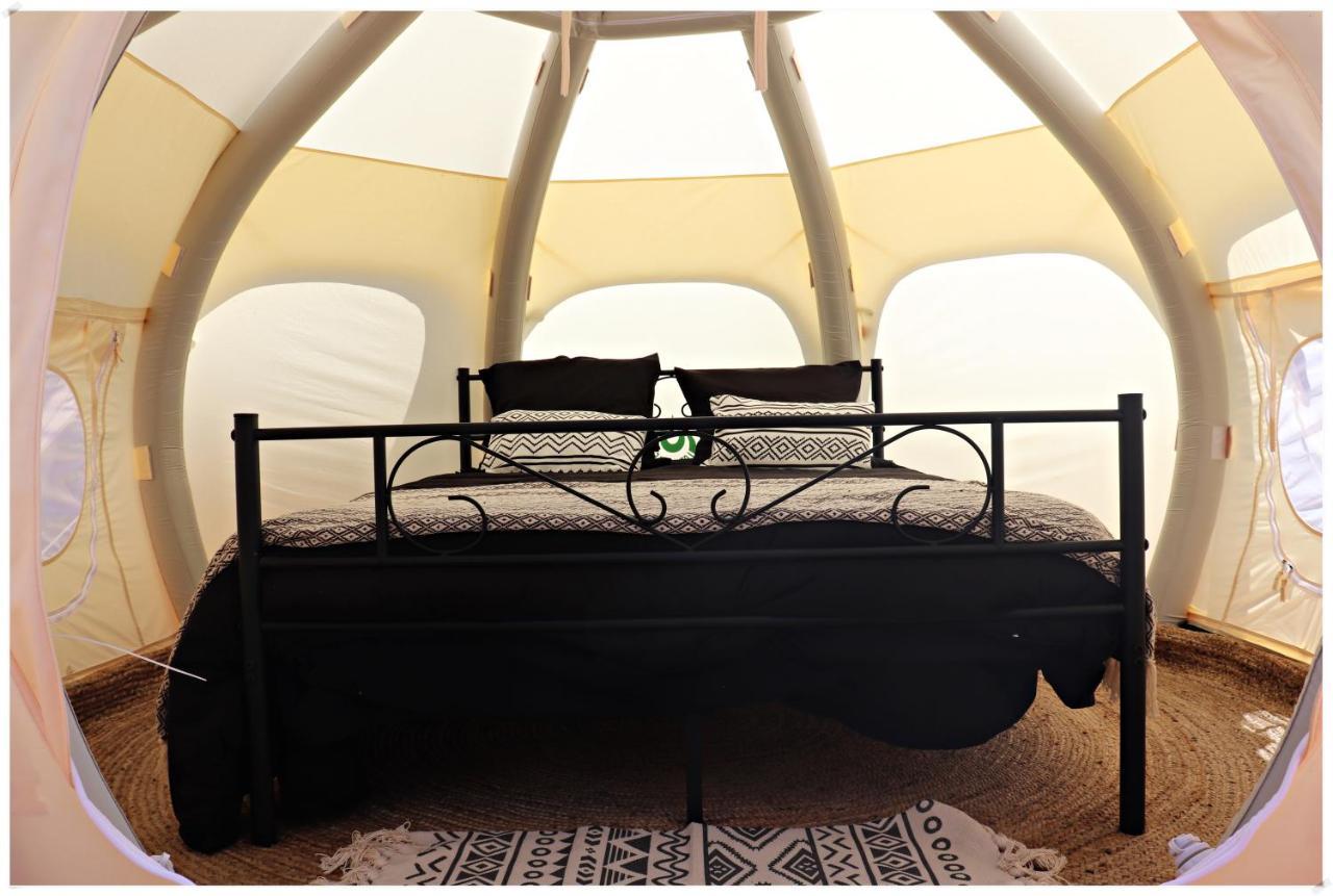 Superbe glamping avec terrasse privative 5min mer Cannes Extérieur photo