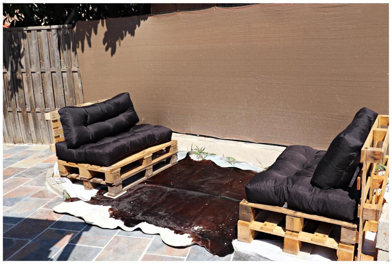 Superbe glamping avec terrasse privative 5min mer Cannes Extérieur photo